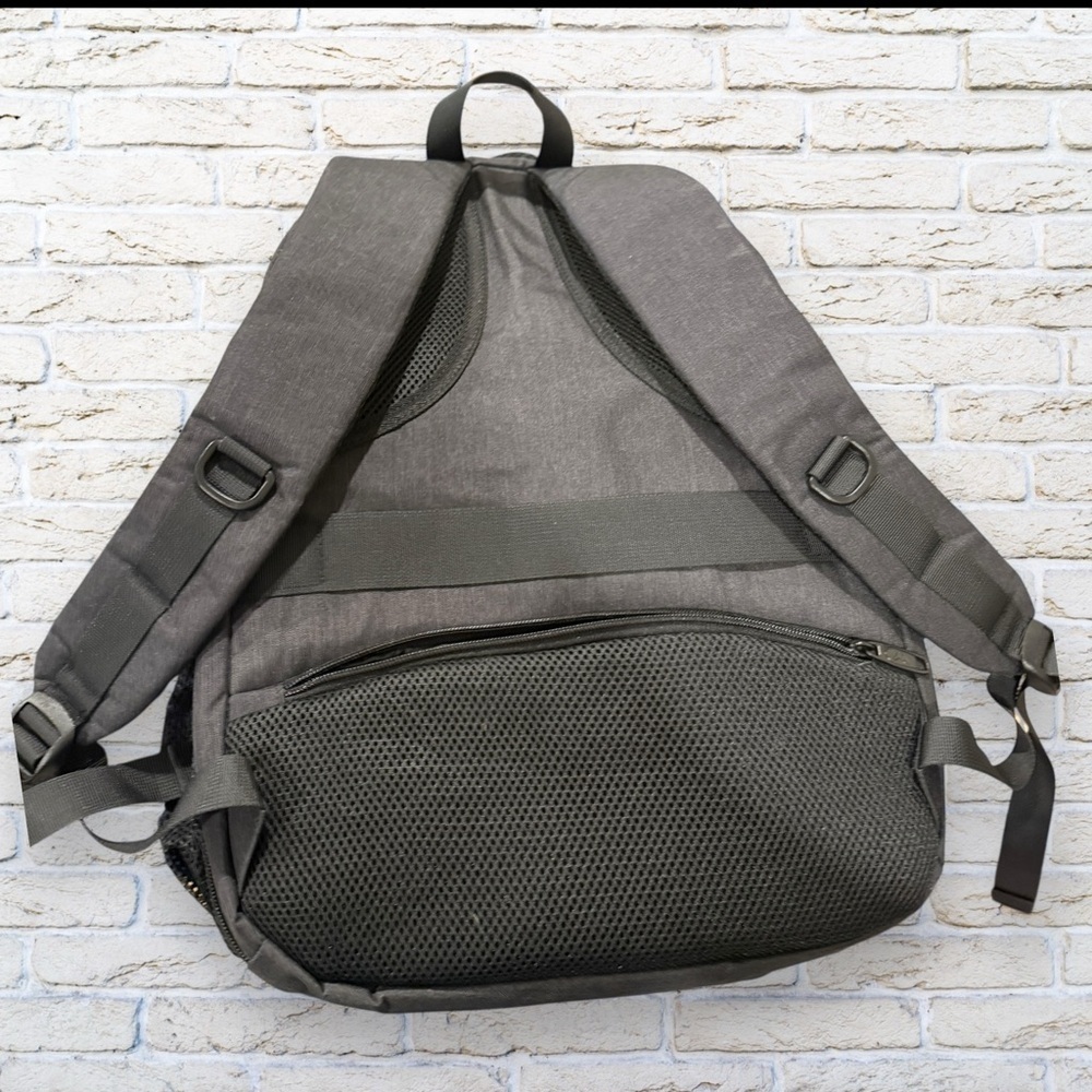 Brand New with tag Black Laptop Backpack - Picture 11 of 11